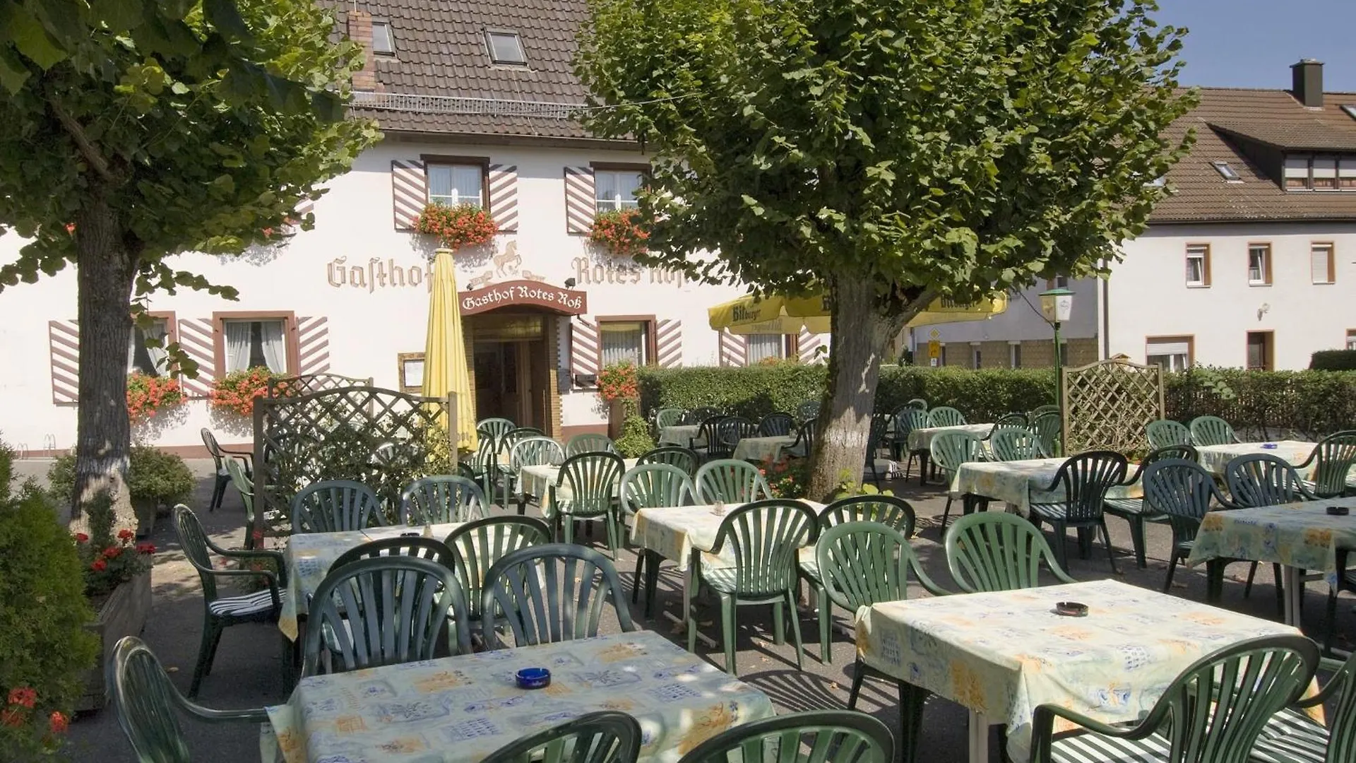 Отель Hotel-Gasthof Rotes Ross Херольдсберг