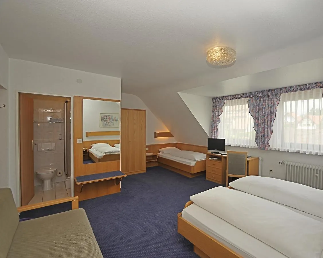 Hotel-Gasthof Rotes Ross Херольдсберг 3*,
